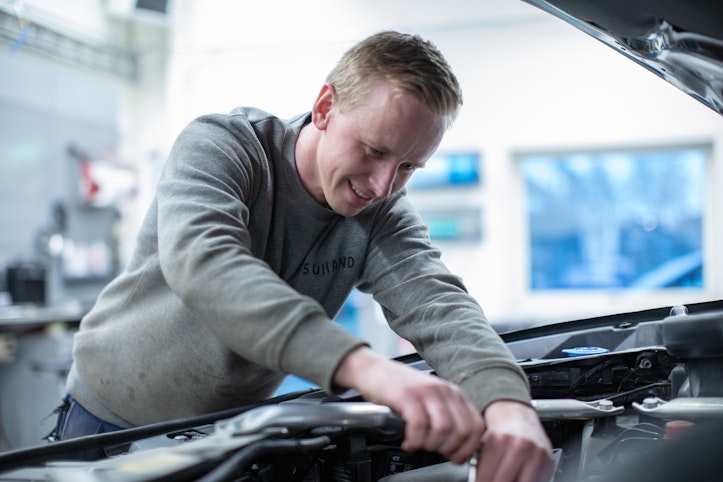 Forny eller kjøp BMW-serviceavtale