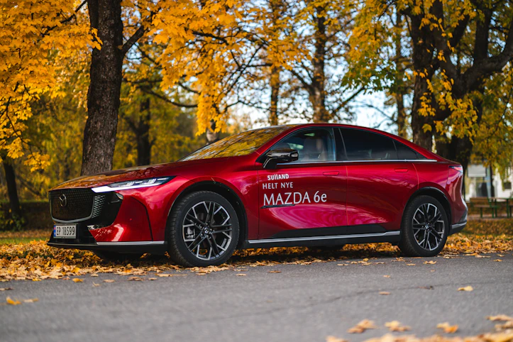Mazda 6e