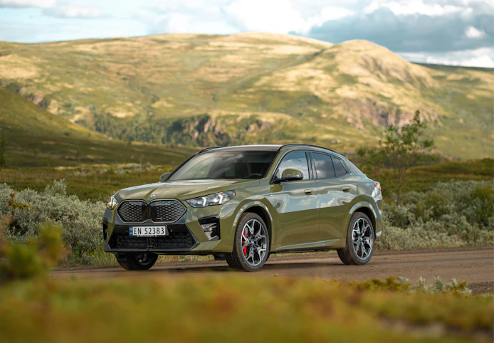 BMW iX2