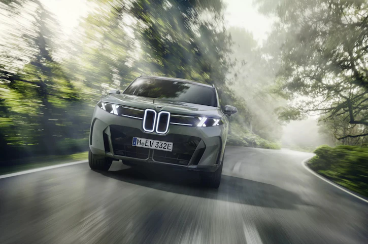 BMW iX5