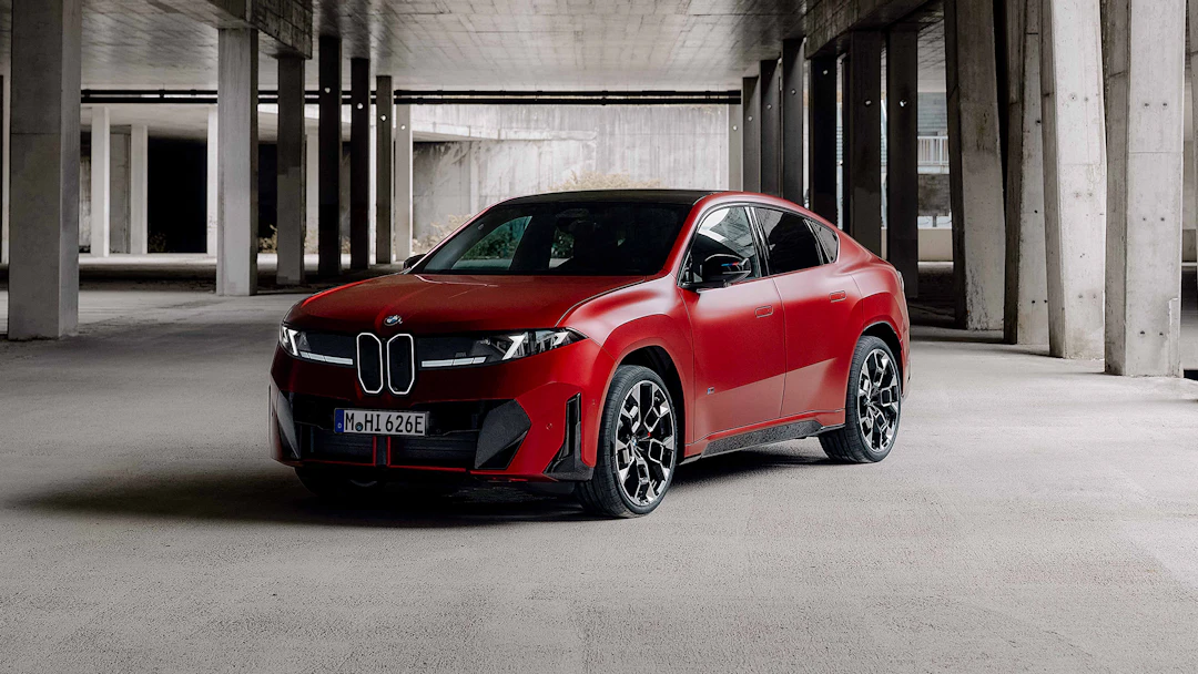 Nye BMW iX4 – sportslig design og opptil 828 km rekkevidde