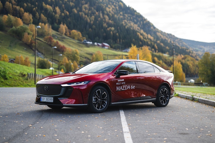 Mazda 6e
